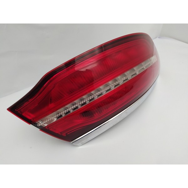 Lanterna Esquerda Mercedes Benz Gle 43 Amg 2018 2019