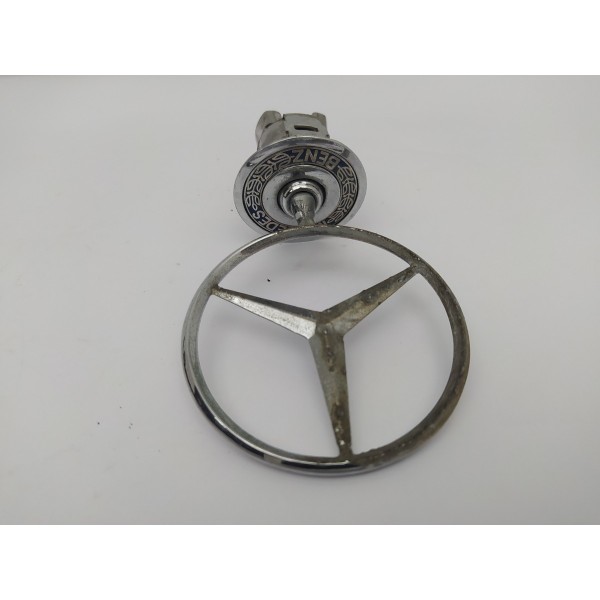 Emblema Logo Capô Mercedes Benz C180 C200