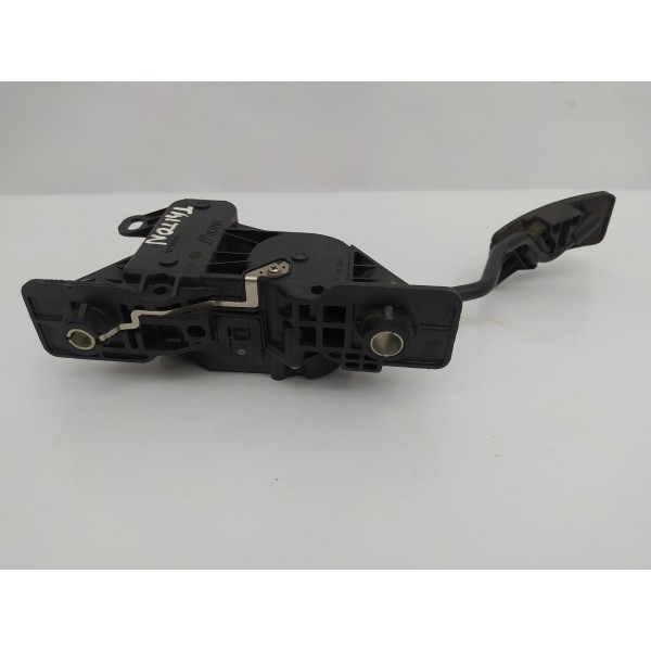 Pedal Acelerador Mitsubishi L200 Triton 2013 2014 2015