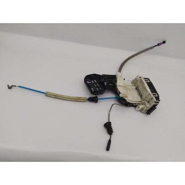 Fechadura Traseira Direita Mercedes Benz A200 2014