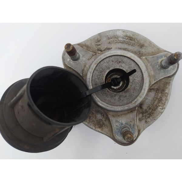 Coxim Amortecedor Dianteiro Esquerdo Mercedes Benz C180 2016