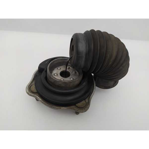 Coxim Amortecedor Dianteiro Esquerdo Mercedes Benz C180 2016