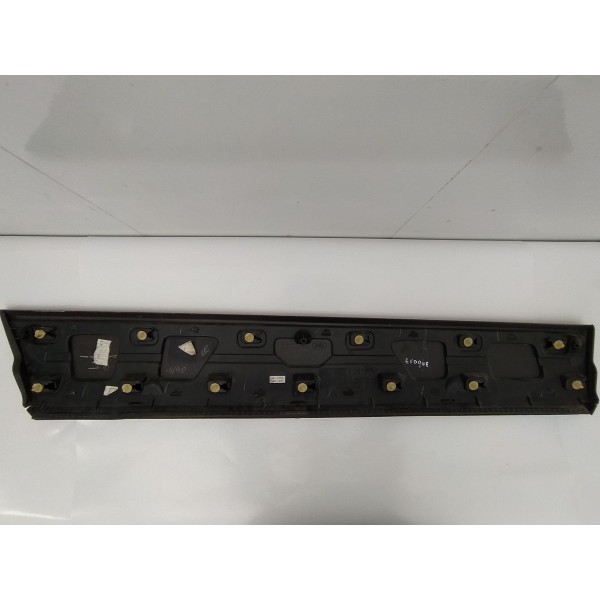 Friso Borrachão Porta Dianteira Esquerda Evoque 2013