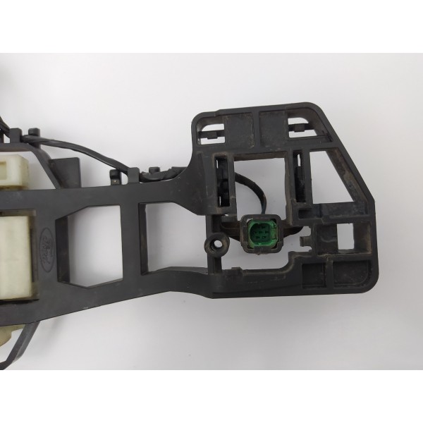 Suporte Maçaneta Traseira Direita Ford Focus 2016