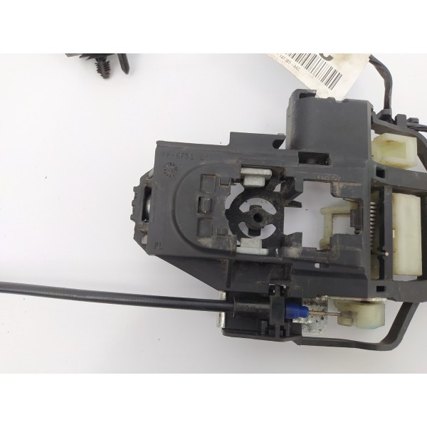 Suporte Maçaneta Traseira Direita Ford Focus 2016