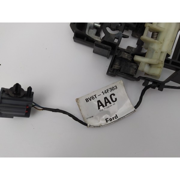 Suporte Maçaneta Traseira Direita Ford Focus 2016