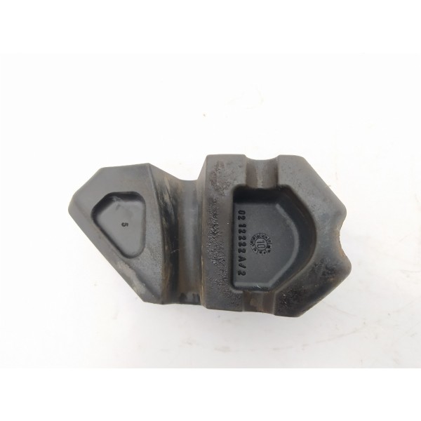 Suporte Coxim Radiador Direito Bmw 535i Gt 2010 2011 2012