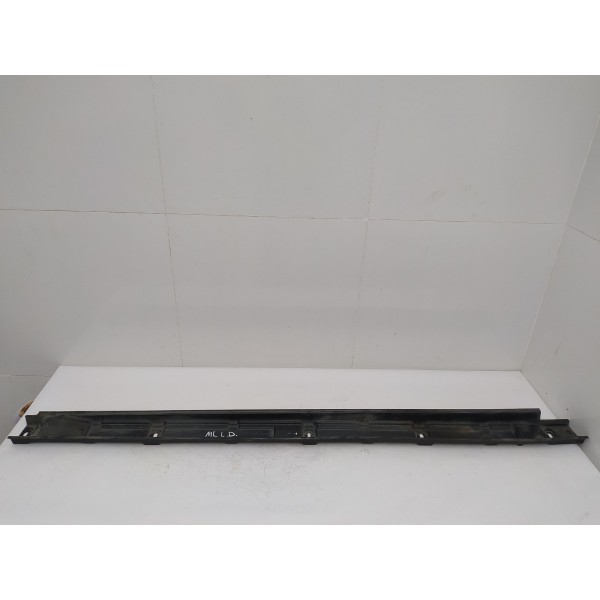 Suporte Soleira Direita Mercedes Benz Ml 63 Amg 2009 2010