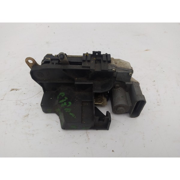 Fechadura Porta Traseira Esquerda Fiat Doblo 2009 2010 2011