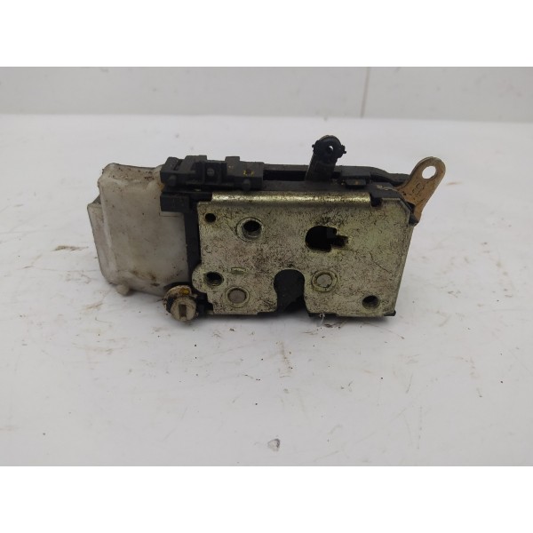 Fechadura Porta Traseira Esquerda Fiat Doblo 2009 2010 2011