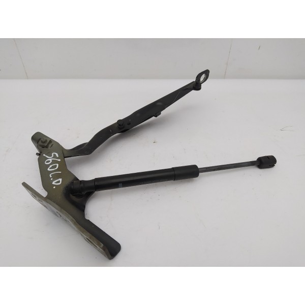 Dobradiça Braço Direito Capô Volvo S60 2016 2017