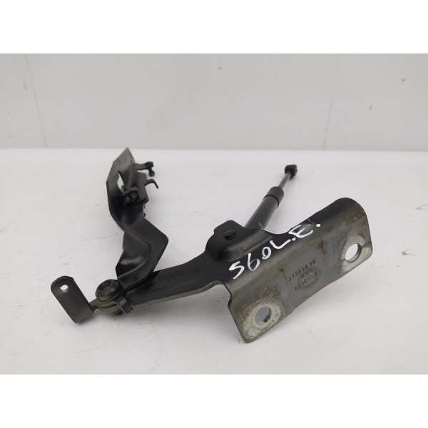 Dobradiça Braço Esquerdo Capô Volvo S60 2016 2017