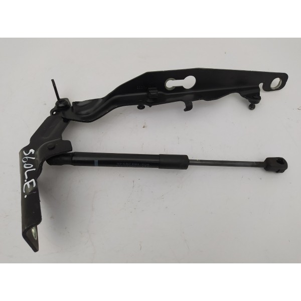 Dobradiça Braço Esquerdo Capô Volvo S60 2016 2017