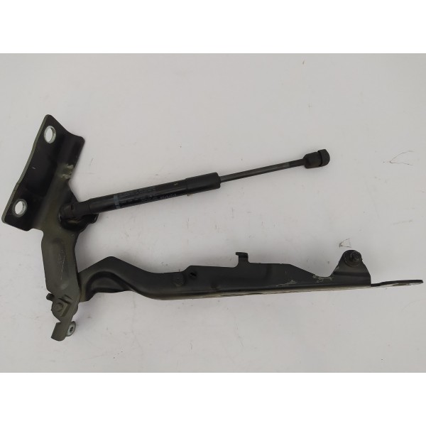 Dobradiça Braço Esquerdo Capô Volvo S60 2016 2017
