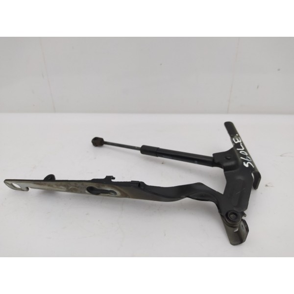 Dobradiça Braço Esquerdo Capô Volvo S60 2016 2017