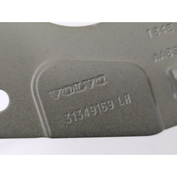 Dobradiça Esquerda Tampa Traseira Volvo S60 2016 2017