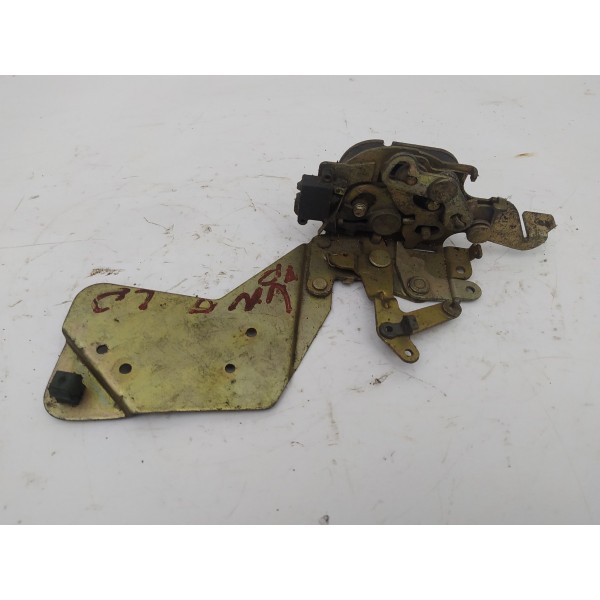 Fechadura Porta Dianteira Direita Fiat Uno 1995 1996 1997