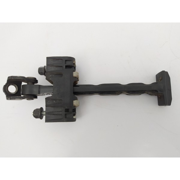 Limitador Porta Dianteira Esquerda Volvo S60 2016 2017