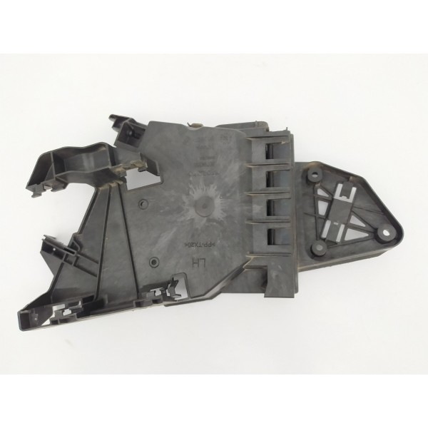 Suporte Fechadura Traseira Esquerda Volvo S60 2016 2017