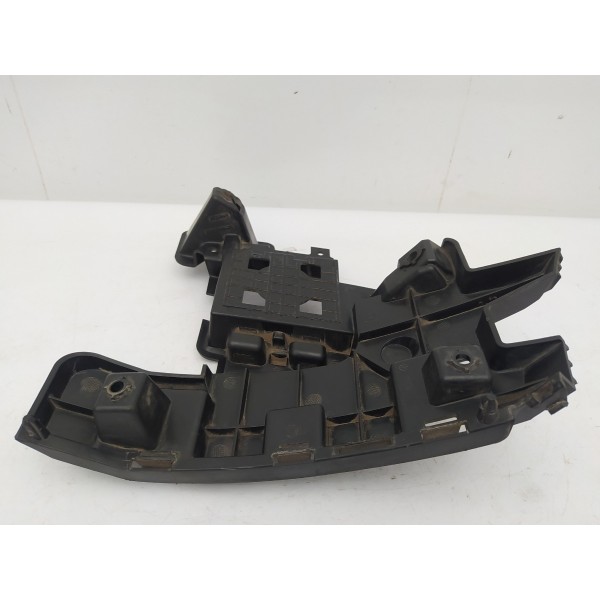 Guia Parachoque Traseiro Esquerdo Volvo S60 2016 31323837