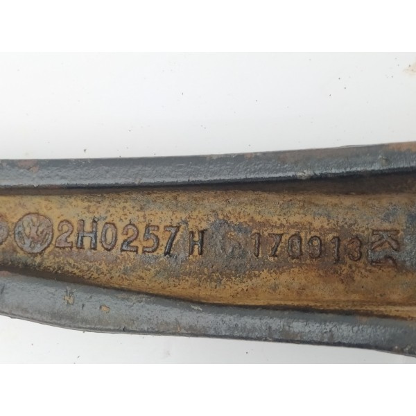 Montante Manga Eixo Dianteiro Esquerdo Volkswagen Amarok