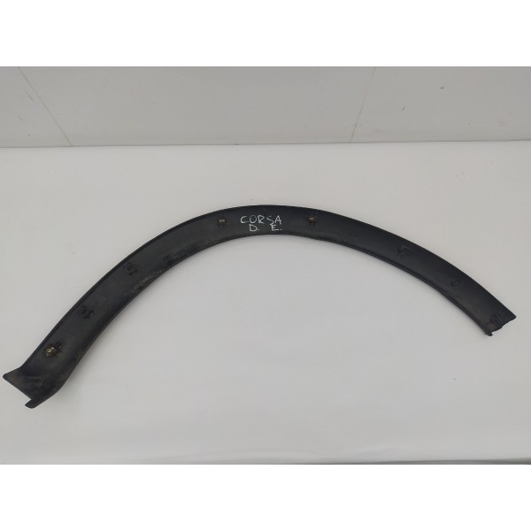 Moldura Paralama Dianteiro Esquerdo Chevrolet Corsa