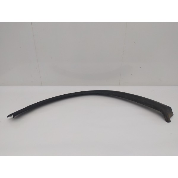 Moldura Paralama Dianteiro Esquerdo Chevrolet Corsa