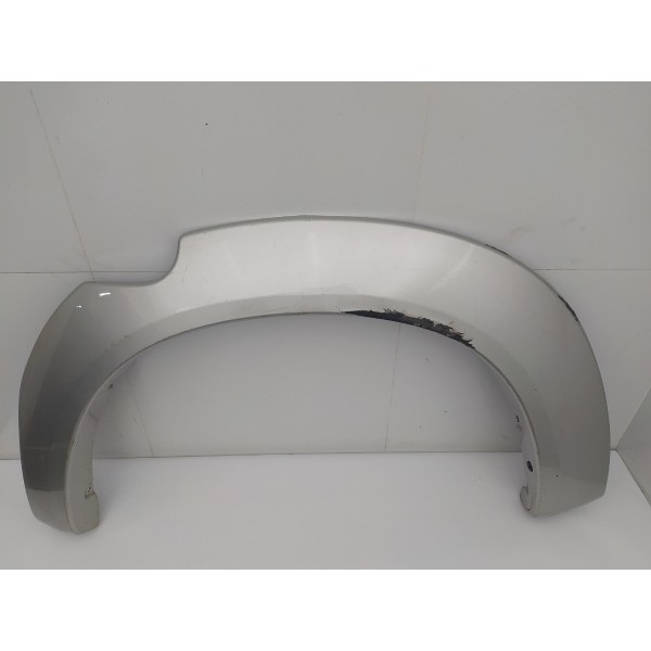 Moldura Paralama Traseiro Esquerdo Toyota Hilux 2012 2013 14