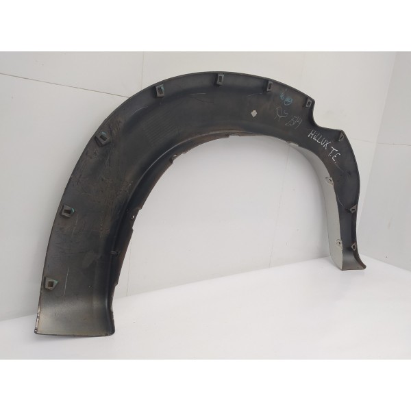 Moldura Paralama Traseiro Esquerdo Toyota Hilux 2012 2013 14