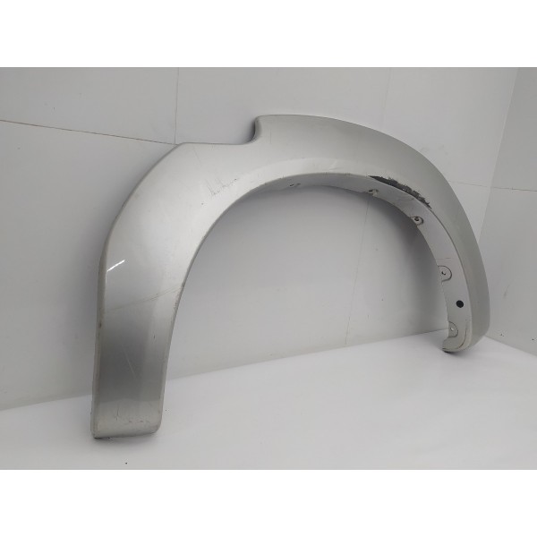 Moldura Paralama Traseiro Esquerdo Toyota Hilux 2012 2013 14