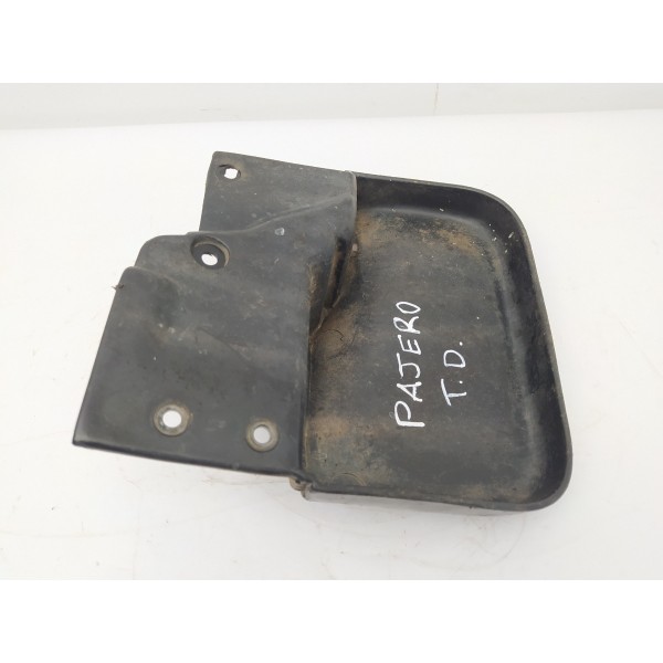 Lameiro Parabarro Traseiro Direito Pajero Sport 2008 2009