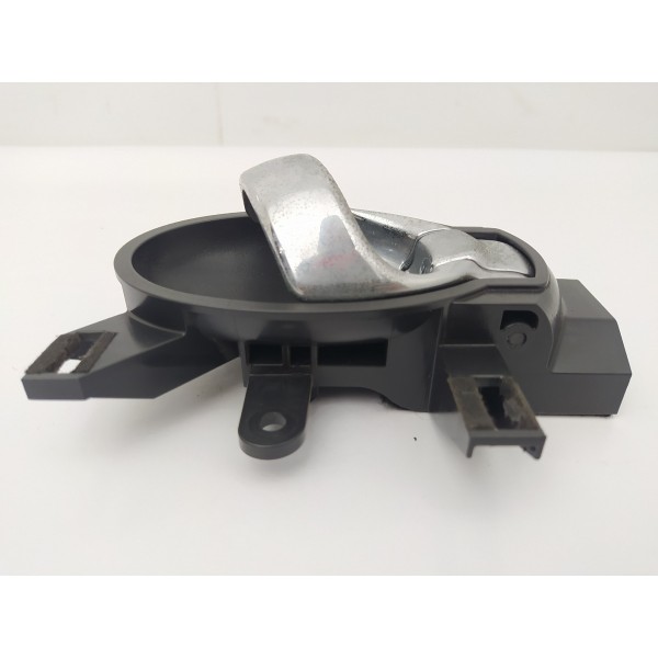 Maçaneta Interna Traseira Direita Nissan March 2013 2014