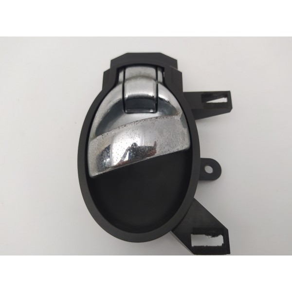 Maçaneta Interna Traseira Direita Nissan March 2013 2014