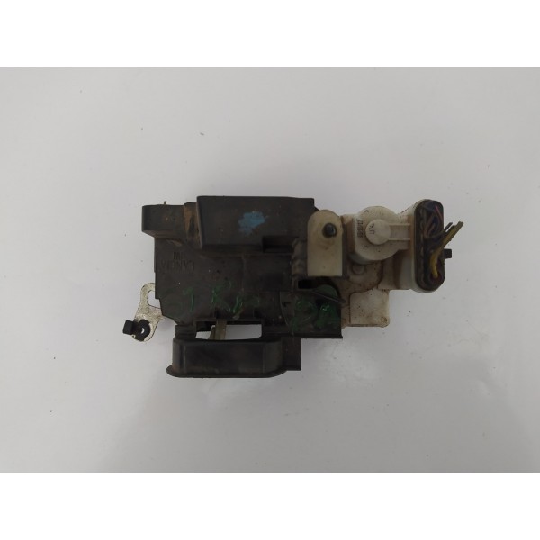 Fechadura Porta Dianteira Direita Fiat Strada 2005 2006 2007