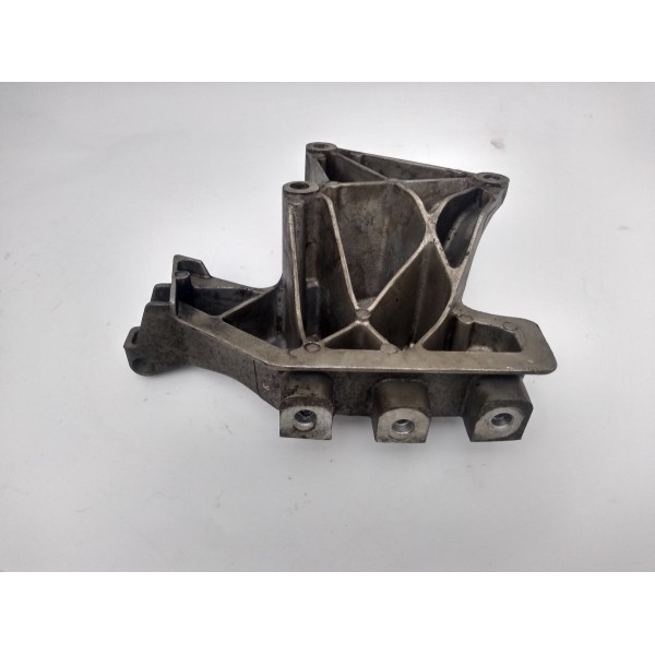 Suporte Direito Coxim Motor Volkswagen Saveiro G5 030199275