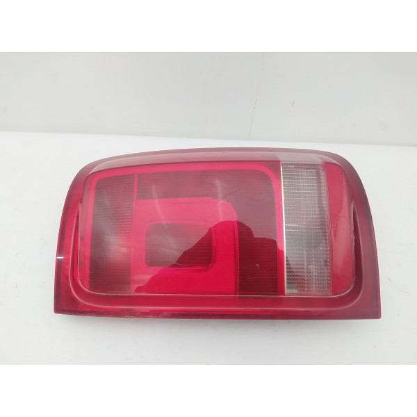 Lanterna Direita Volkswagen Amarok 2012 2013 Detalhe