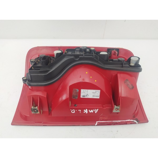 Lanterna Direita Volkswagen Amarok 2012 2013 Detalhe