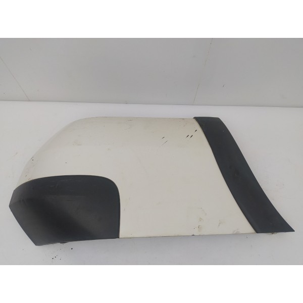 Polaina Esquerda Parachoque Traseiro Volkswagen Saveiro G5