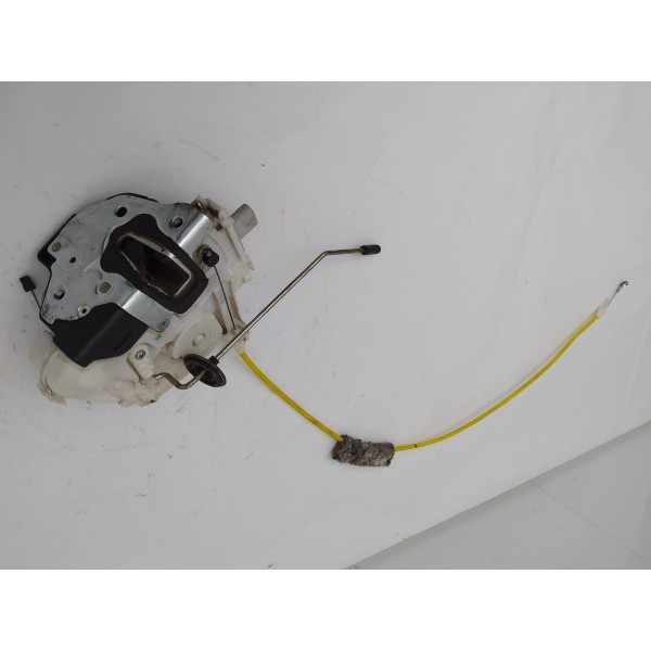 Fechadura Dianteira Direita Volkswagen Saveiro G5 2011 2012