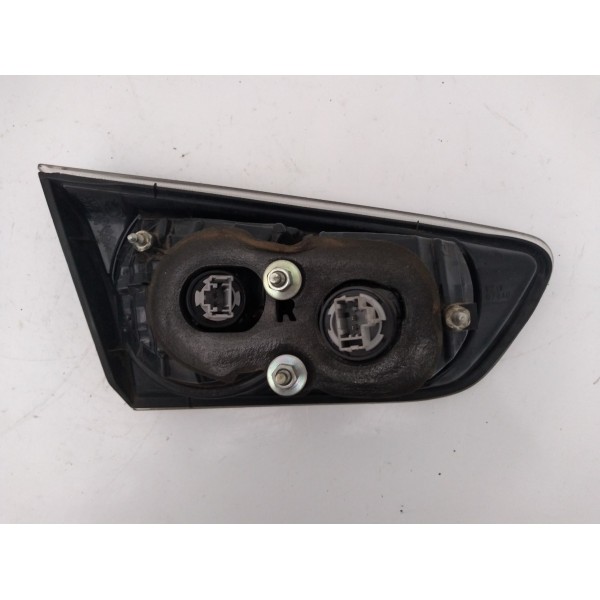 Lanterna Tampa Traseira Direita Mitsubishi Lancer 2014 2015