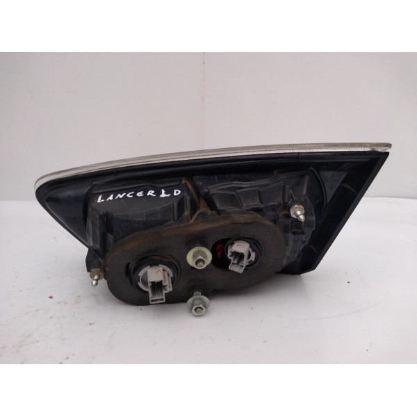 Lanterna Tampa Traseira Esquerda Mitsubishi Lancer 2014 2015