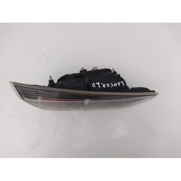 Lanterna Tampa Traseira Esquerda Mitsubishi Lancer 2014 2015