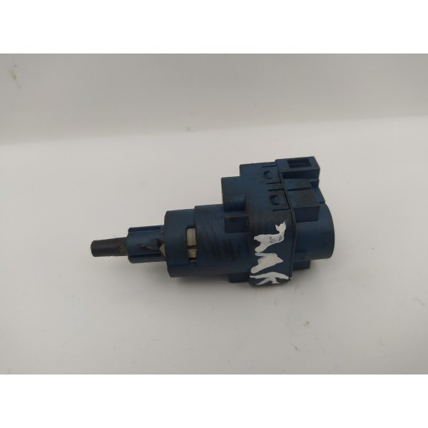 Interruptor Pedal Embreagem Vw Amarok 2013 6q0927189