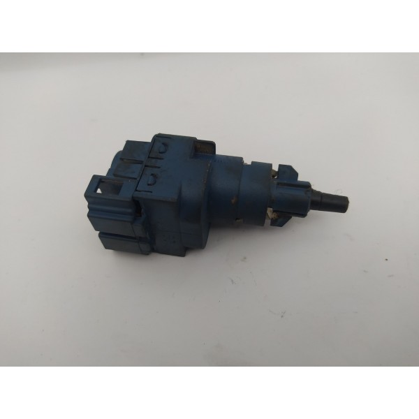Interruptor Pedal Embreagem Vw Amarok 2013 6q0927189