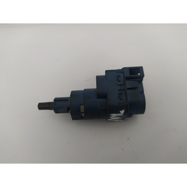 Interruptor Pedal Embreagem Vw Amarok 2013 6q0927189