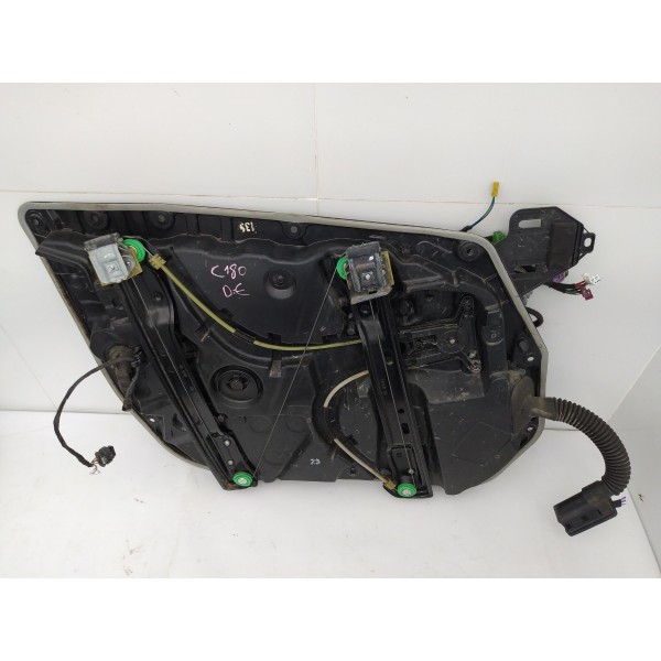 Máquina Vidro Dianteira Esquerda Mercedes Benz C180 2016