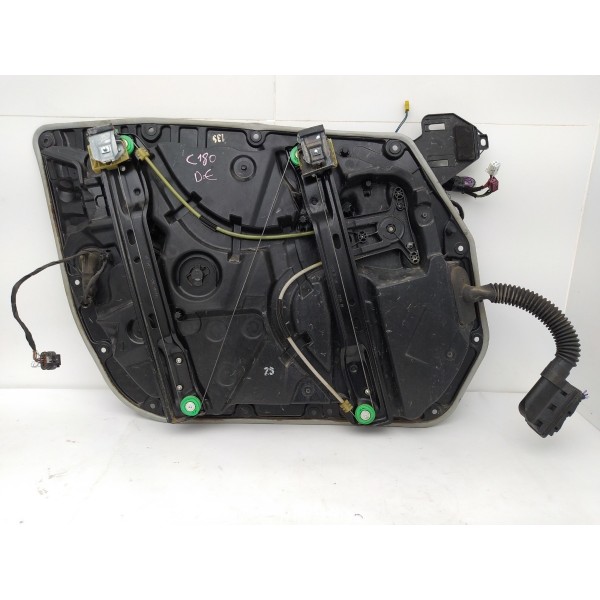 Máquina Vidro Dianteira Esquerda Mercedes Benz C180 2016