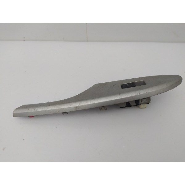 Botão Comando Vidro Traseiro Esquerdo Corolla 2011 2012