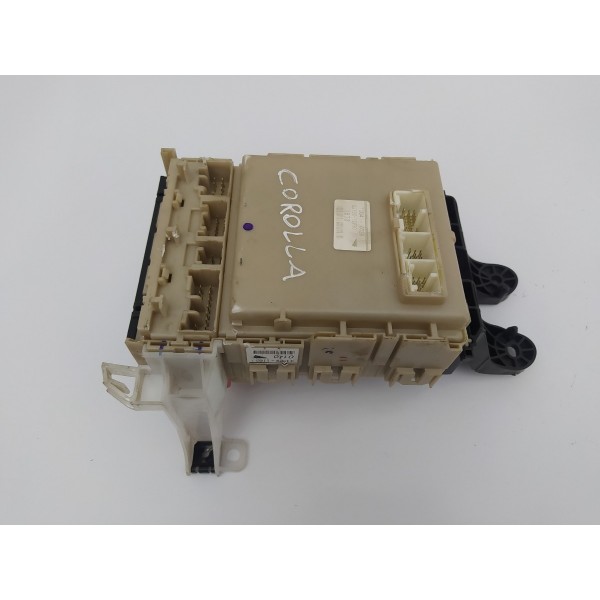 Caixa Fusível Toyota Corolla 1.8 2012 2013 8273012v30
