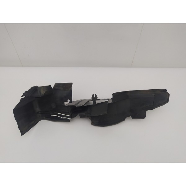 Defletor Radiador Direito Ford Focus 2016 F1eb8338ab Detalhe